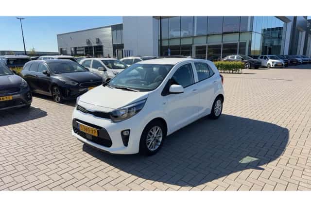 Kia Picanto (2023) thumbnail 1