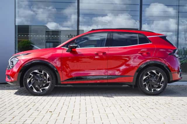 Kia Sportage (2022) thumbnail 3