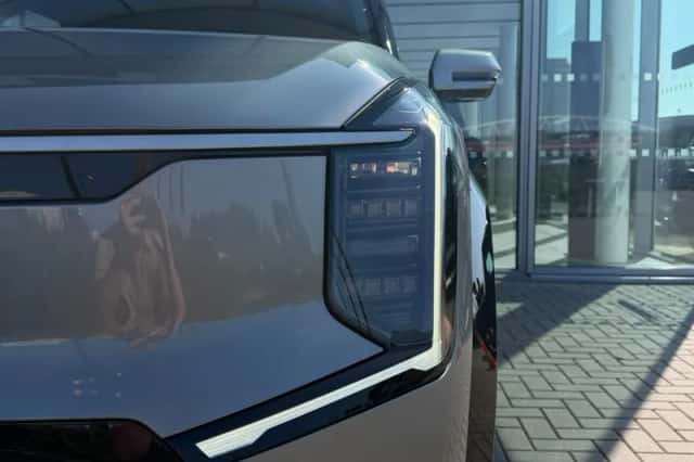 Kia EV9 (2024) thumbnail 3