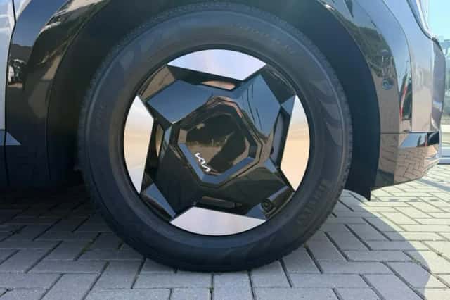Kia EV9 (2024) thumbnail 5