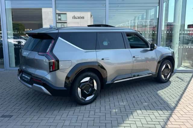 Kia EV9 (2024) thumbnail 6