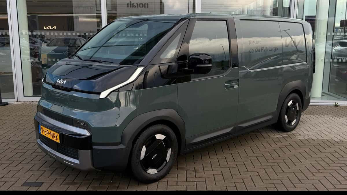 Kia PV5 (2025) — foto 1
