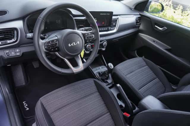 Kia Stonic (2025) thumbnail 11
