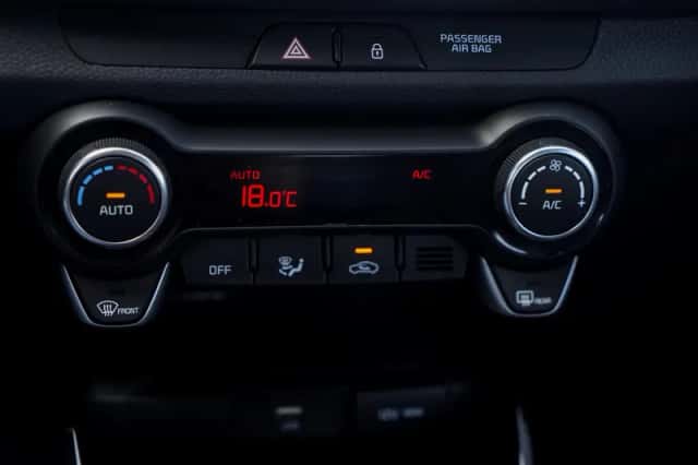 Kia Stonic (2025) thumbnail 25
