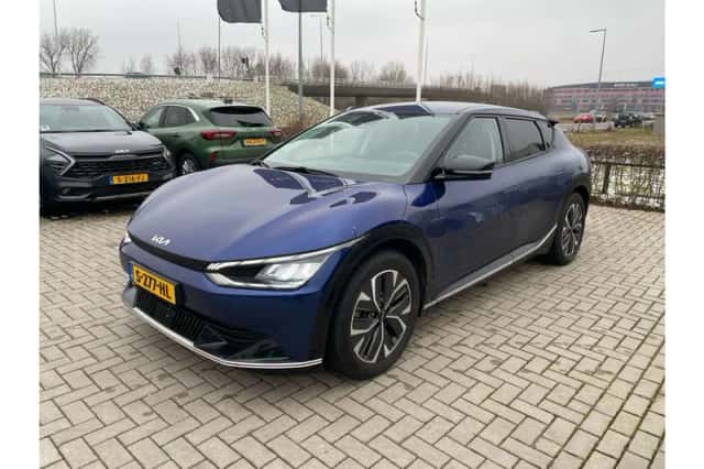Kia EV6 (2022) thumbnail 12