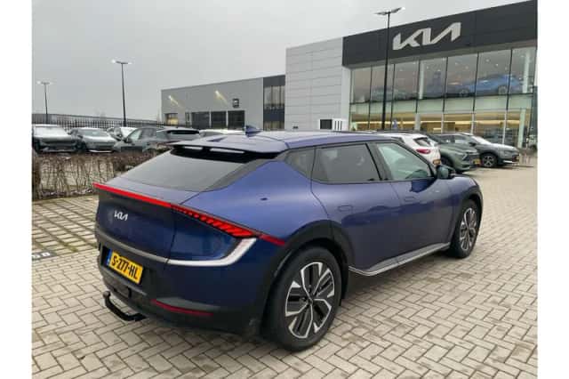 Kia EV6 (2022) thumbnail 4