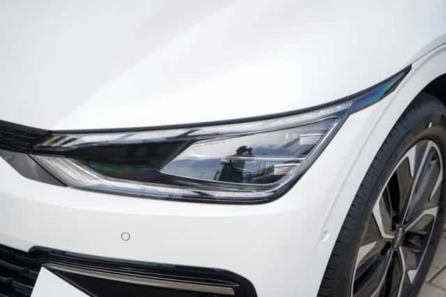 Kia EV6 (2022) thumbnail 4