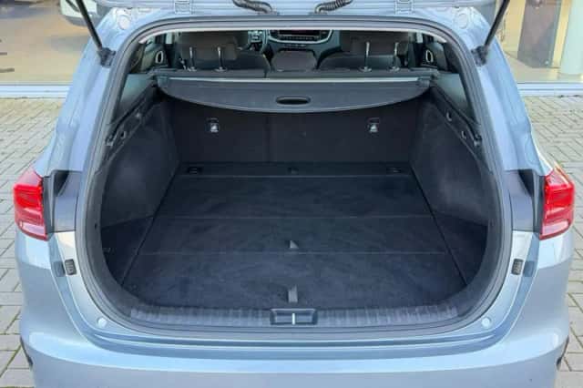Kia Ceed Sportswagon (2023) thumbnail 11