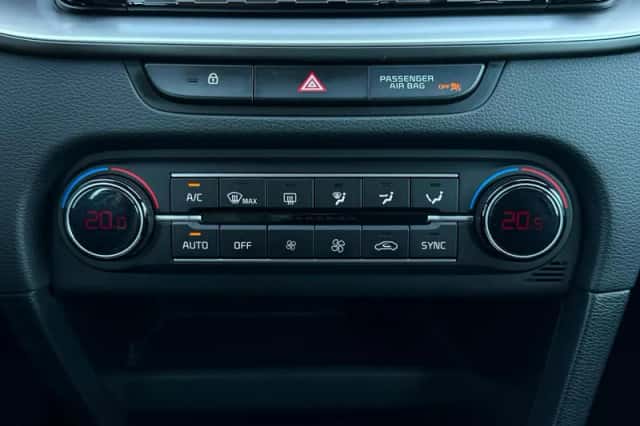 Kia Ceed Sportswagon (2023) thumbnail 23