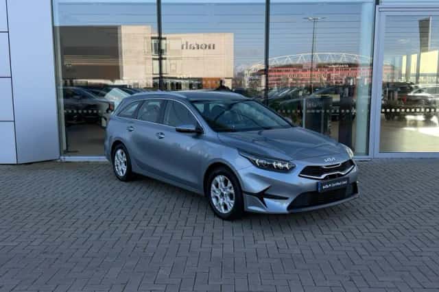 Kia Ceed Sportswagon (2023) thumbnail 4