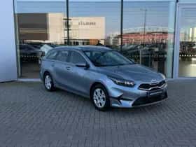 Kia Ceed Sportswagon (2023) thumbnail 4