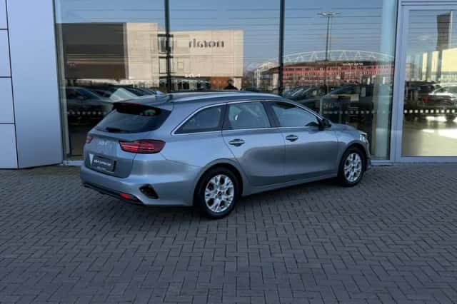 Kia Ceed Sportswagon (2023) thumbnail 7