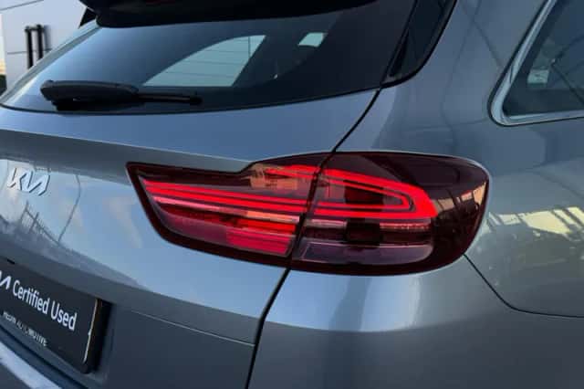 Kia Ceed Sportswagon (2023) thumbnail 8