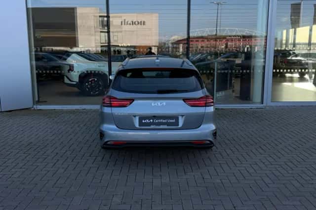 Kia Ceed Sportswagon (2023) thumbnail 9