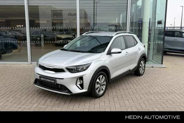 Kia Stonic (2025) thumbnail 1