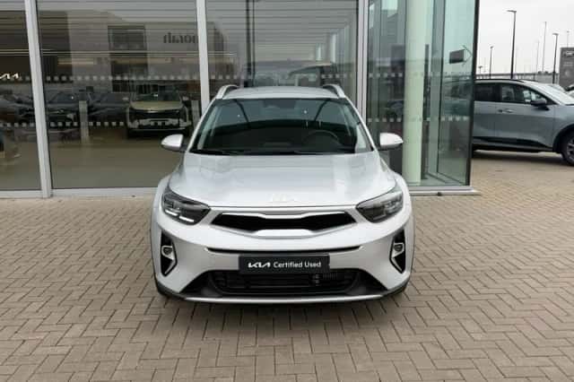 Kia Stonic (2025) thumbnail 2
