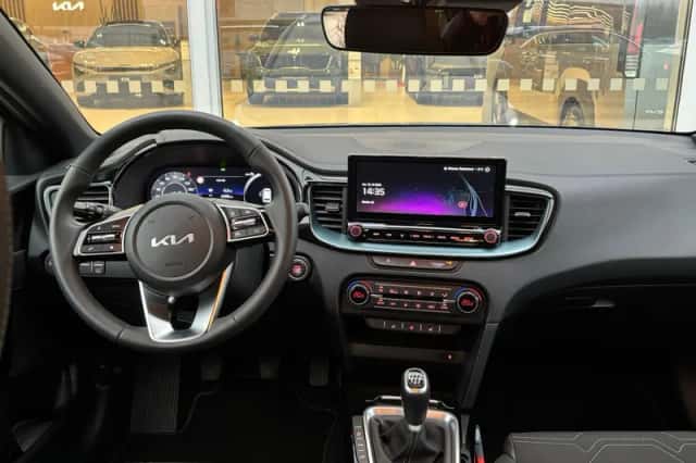 Kia Ceed Sportswagon (2025) thumbnail 16