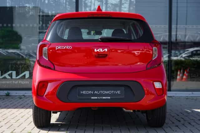 Kia Picanto (2022) thumbnail 4