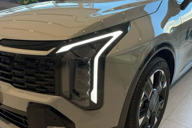 Kia Sportage (2025) thumbnail 2