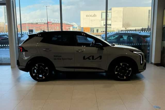 Kia Sportage (2025) thumbnail 5