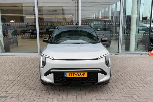 Kia EV3 (2026) thumbnail 2