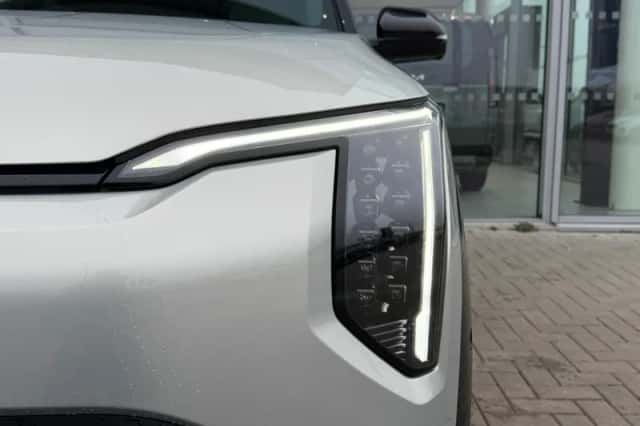 Kia EV3 (2026) thumbnail 3