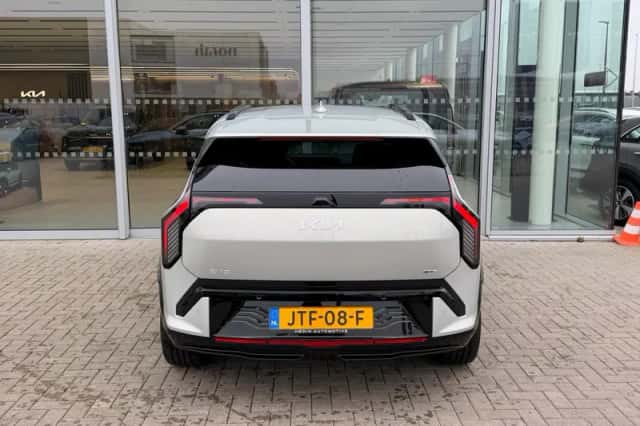 Kia EV3 (2026) thumbnail 9