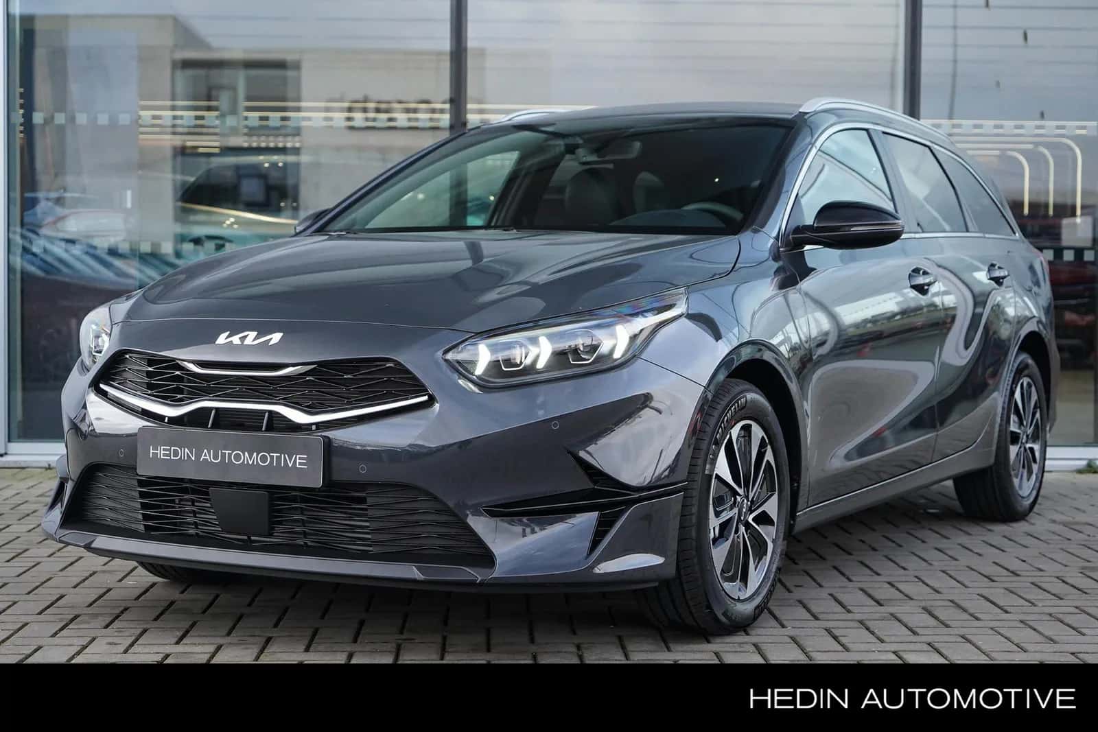 Kia Ceed Sportswagon (2025) — foto 1
