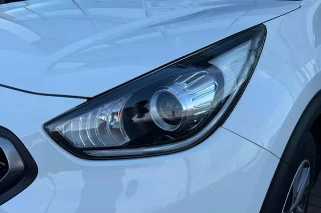 Kia Niro (2019) thumbnail 2