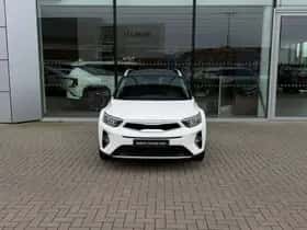 Kia Stonic (2022) thumbnail 2