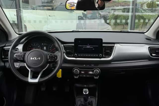 Kia Stonic (2022) thumbnail 15