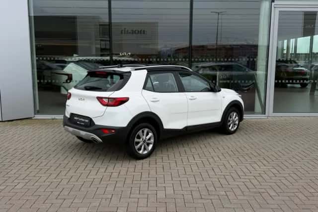 Kia Stonic (2022) thumbnail 7