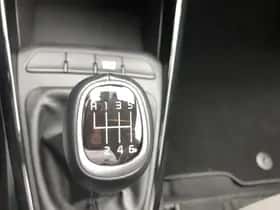 Kia Stonic (2024) thumbnail 14