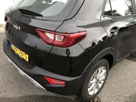 Kia Stonic (2024) thumbnail 8