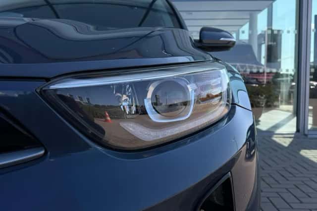 Kia Stonic (2018) thumbnail 3