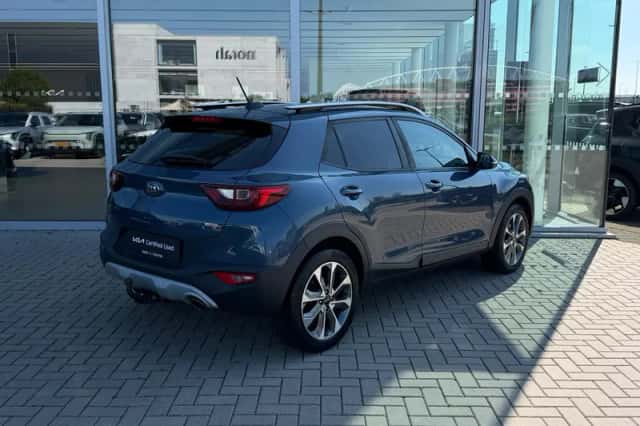 Kia Stonic (2018) thumbnail 6