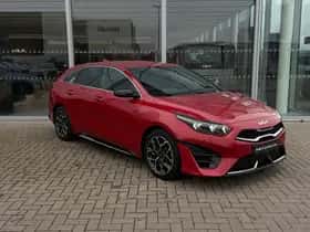 Kia Proceed (2022) thumbnail 4