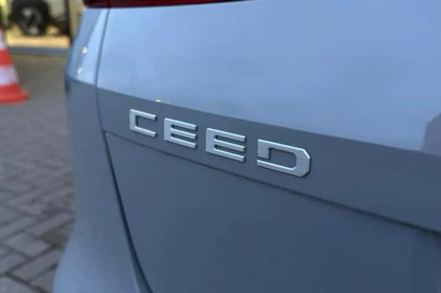 Kia Ceed Sportswagon (2025) thumbnail 9