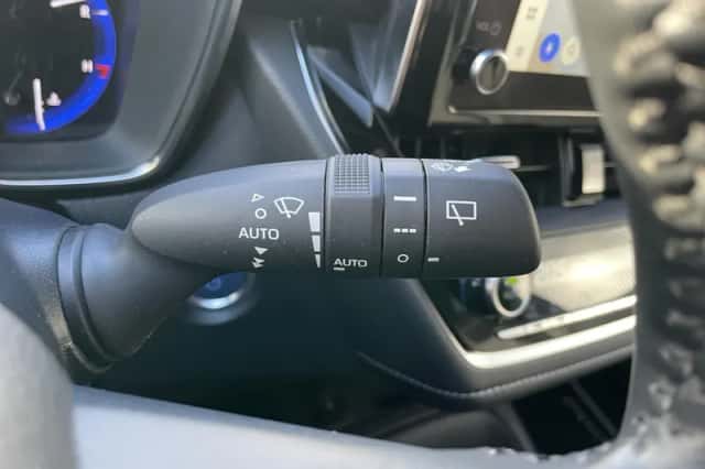 Toyota Corolla (2023) thumbnail 24