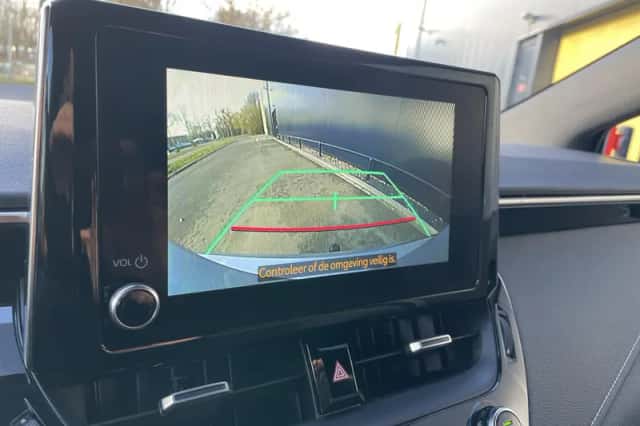 Toyota Corolla (2023) thumbnail 8