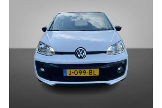 Volkswagen Up! (2020) thumbnail 5