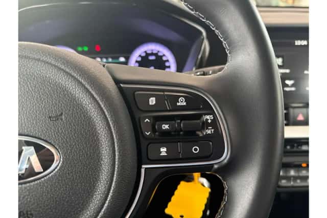Kia Niro (2019) thumbnail 18