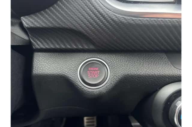 Kia Stonic (2025) thumbnail 11
