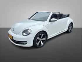 Volkswagen Beetle (2016) thumbnail 23