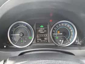 Toyota Auris (2015) thumbnail 18