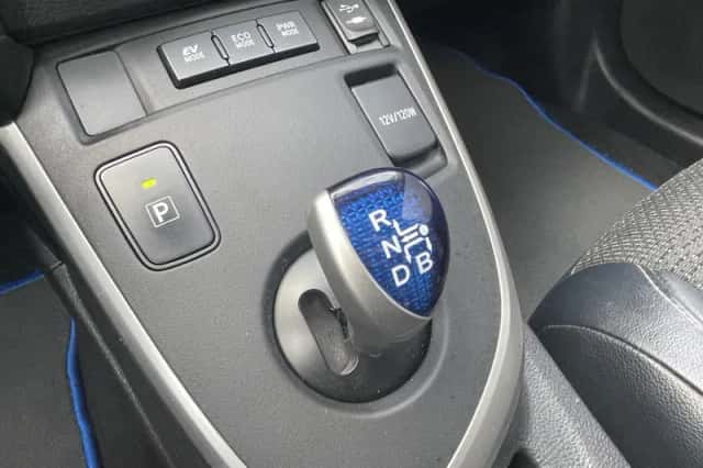 Toyota Auris (2015) thumbnail 22