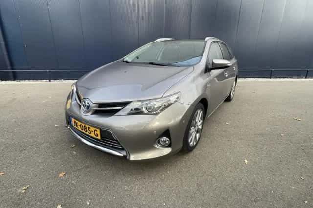 Toyota Auris (2015) thumbnail 31