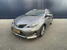 Toyota Auris (2015) thumbnail 31