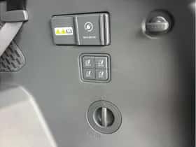 Kia EV9 (2026) thumbnail 12