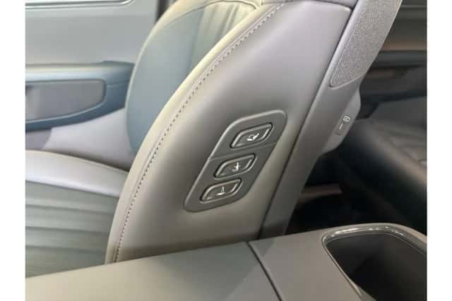 Kia EV9 (2026) thumbnail 13